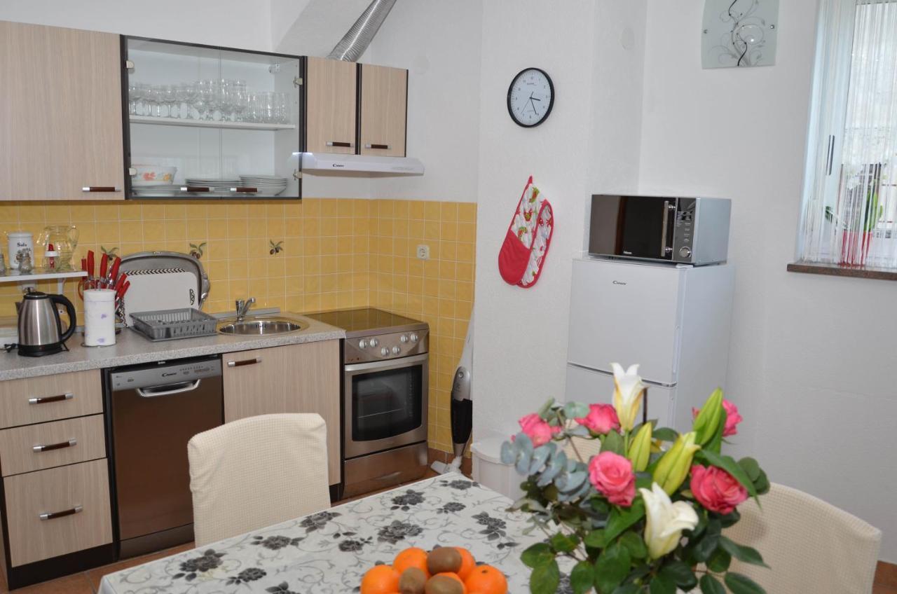 Appartamento Ma-Lo Pirovac Esterno foto